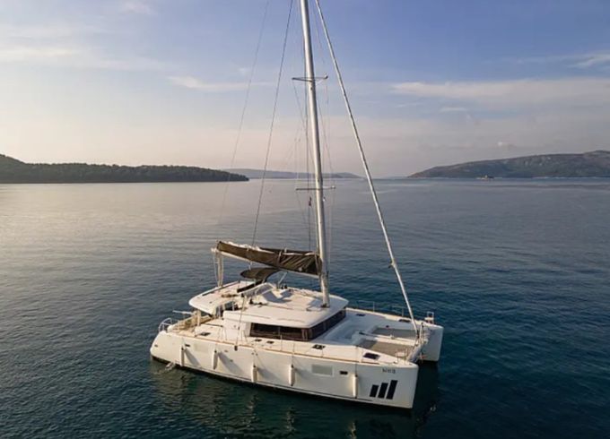 Lagoon 450 F