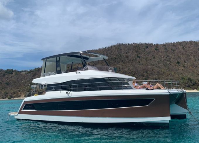 Fountaine Pajot My 44