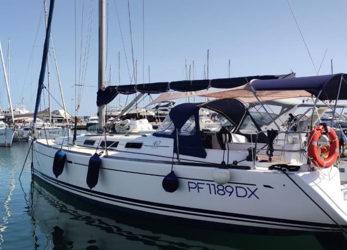 Dufour 40 Performance