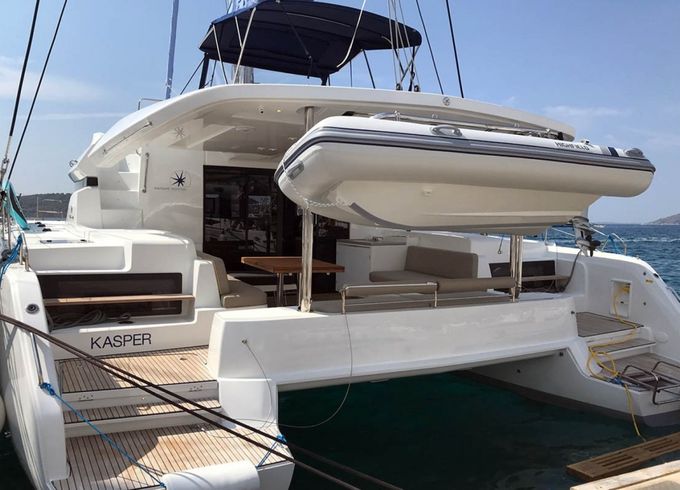 Lagoon 50