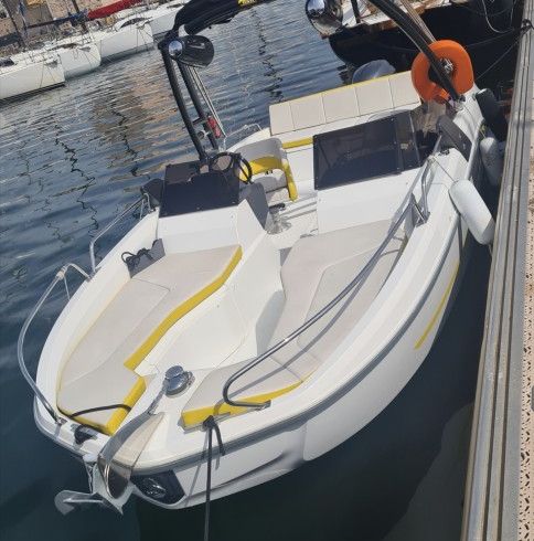 Bénéteau Flyer 6.6 SPORTdeck
