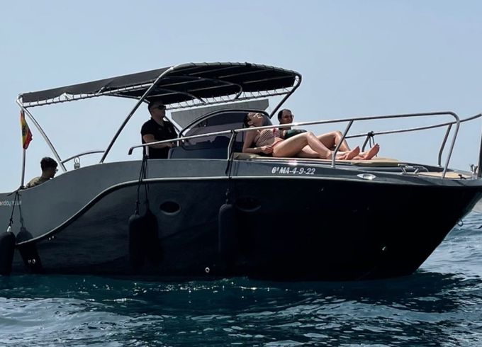Moonday yachts 780 SD