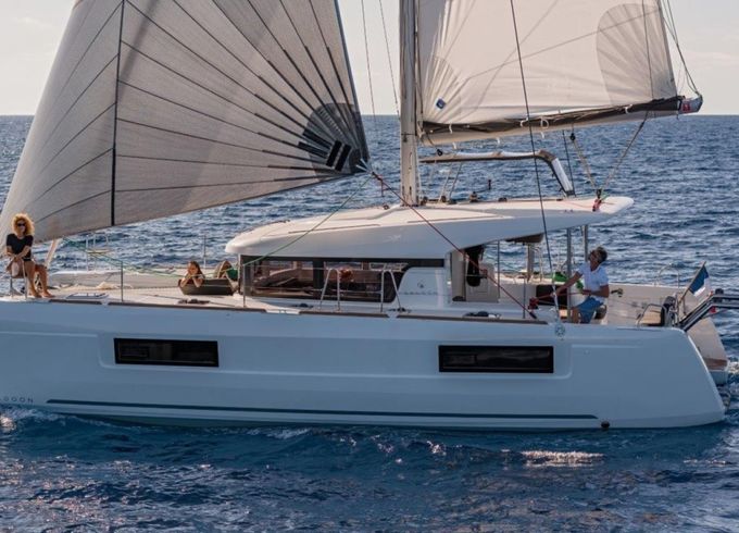 Lagoon 40