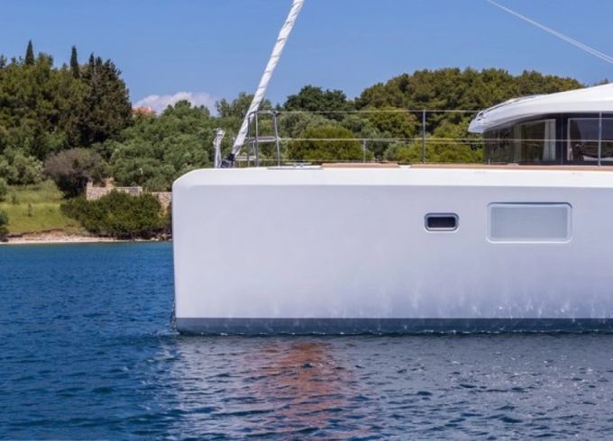 Lagoon 39