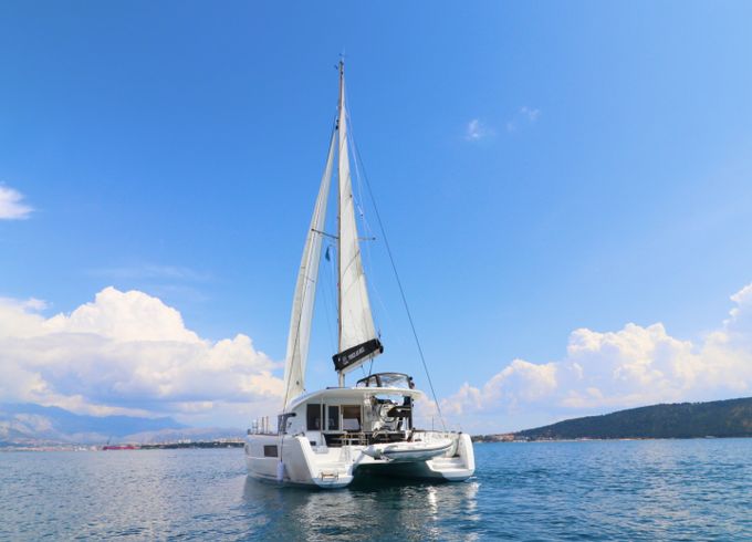 Lagoon 40
