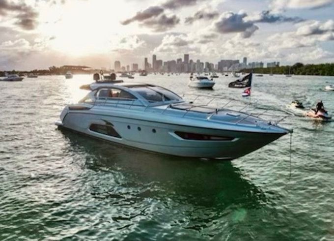 Azimut 65