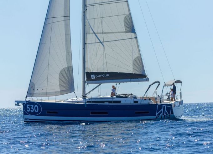 Dufour 530