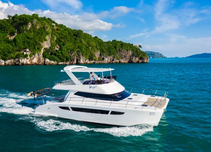 Powered Catamaran