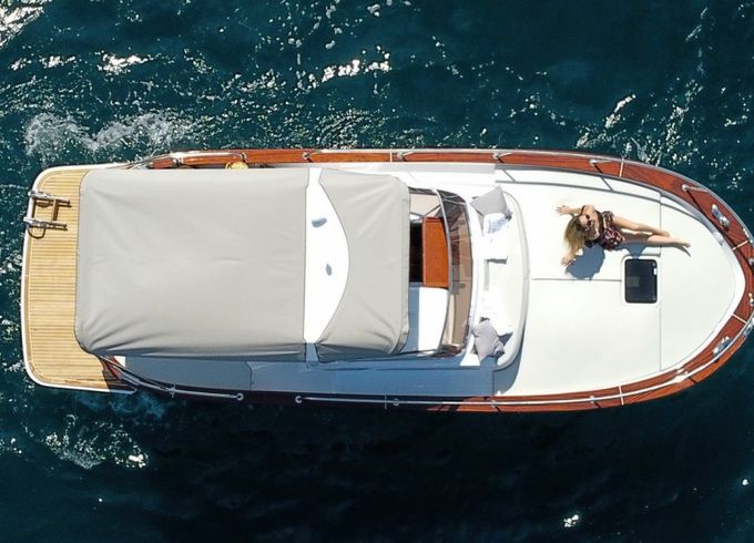Gozzo Sparviero 700