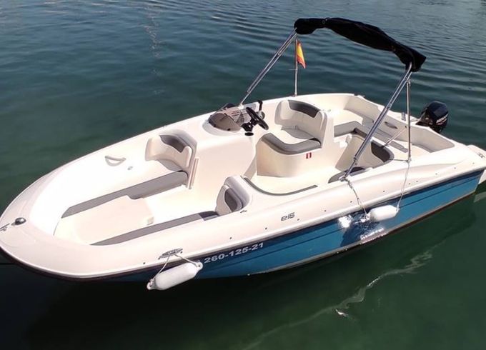 Bayliner B542 'Nereo' (without licence)