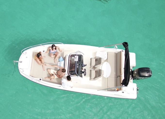Quicksilver Activ 605 Open