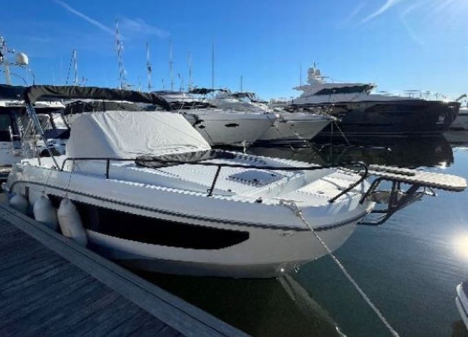 Bénéteau FLYER 9 SUNdeck