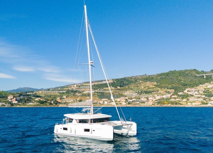 Lagoon 42