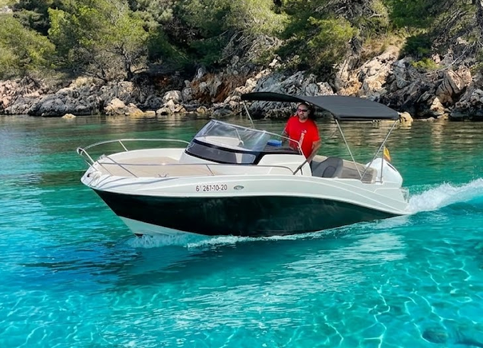 AM Yacht AMC 620