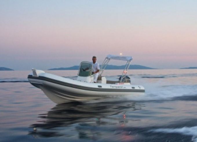 Capelli Tempest 650