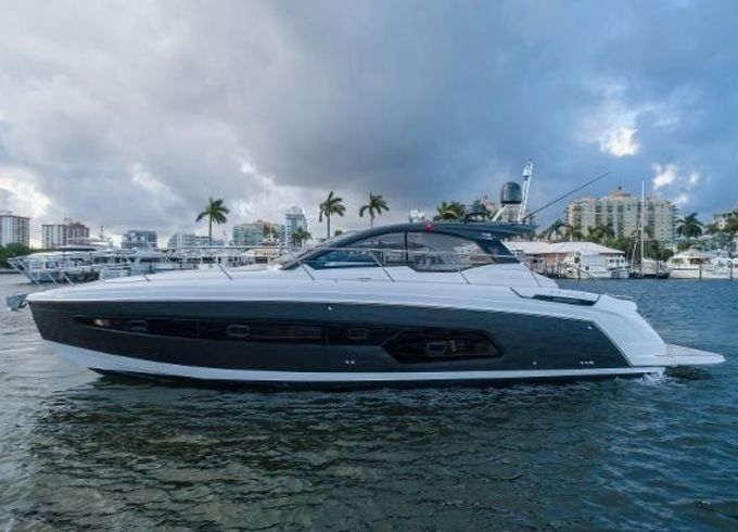 Azimut Atlantis 44
