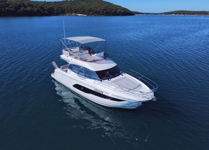Jeanneau Prestige 420 Fly - 2 cab.