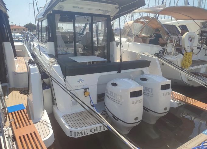 Jeanneau Merry Fisher 895