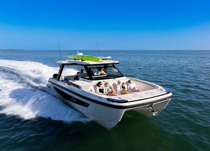 Aquila 45 Sport