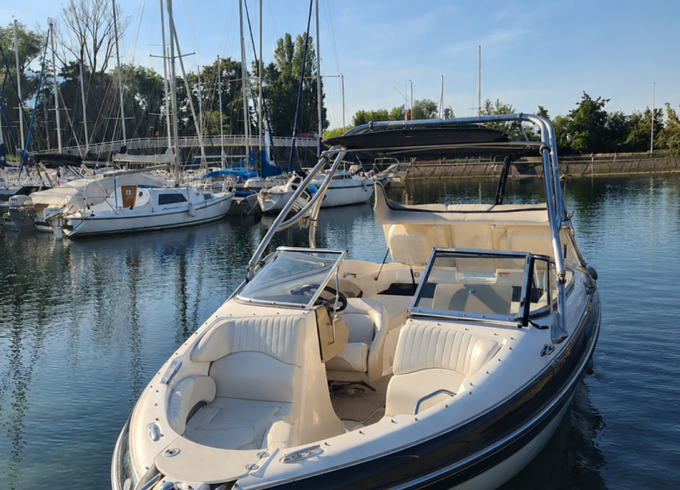 Glastron GXL 205