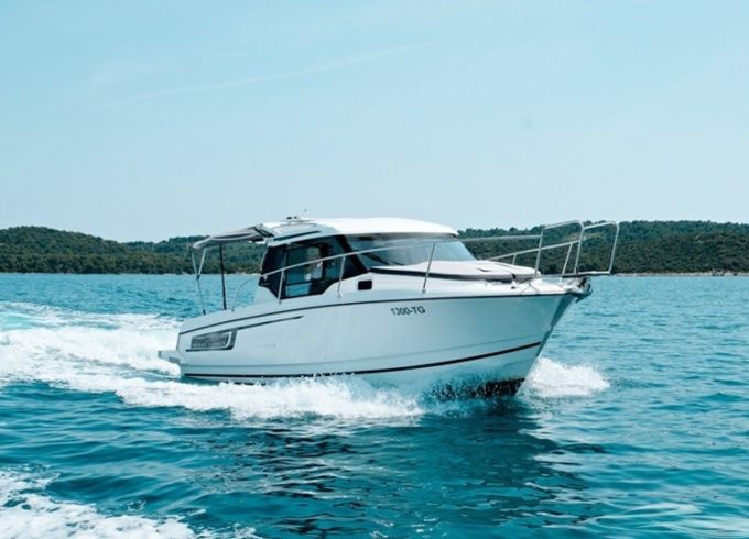 Jeanneau Merry Fisher 795