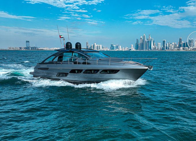 Pershing 5x