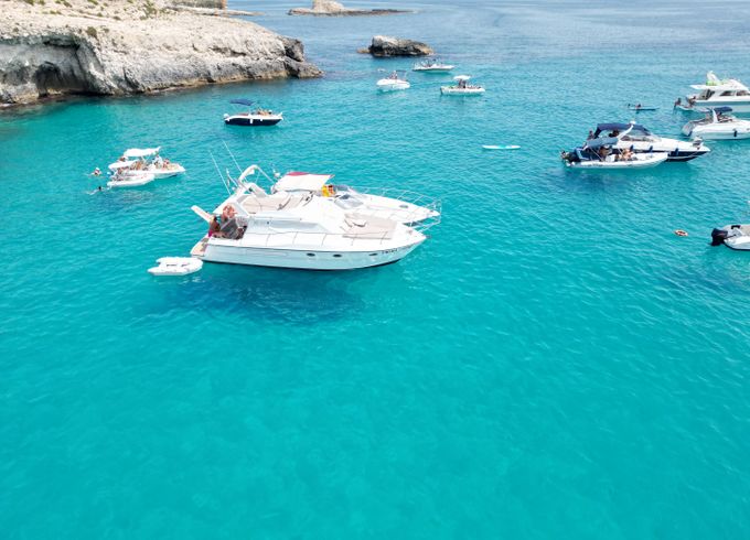 Azimut 37 Fly