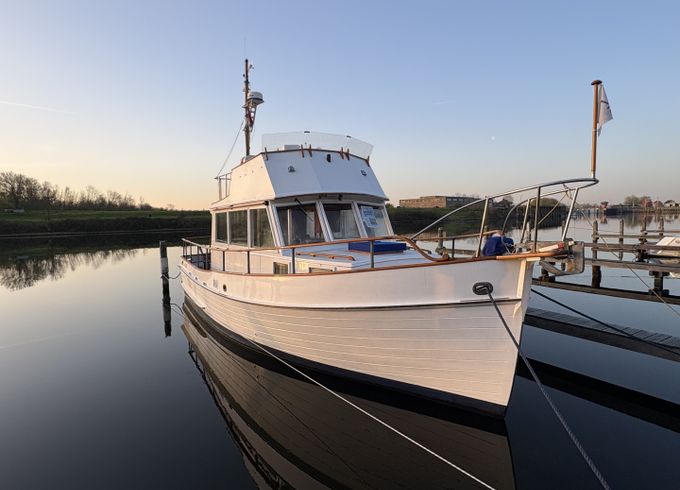 Grand Banks 32