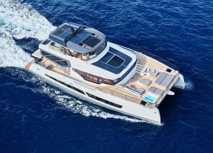 Fountaine Pajot Power 80 (5 cab)