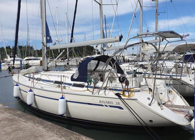 Bavaria 38