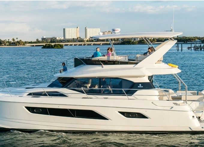 Aquila 44