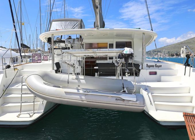 Lagoon 400