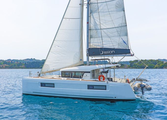 Lagoon 40