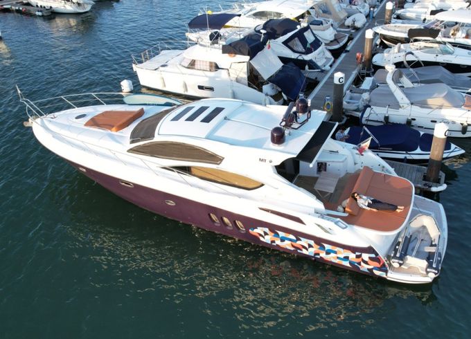 Sunseeker Predator 62