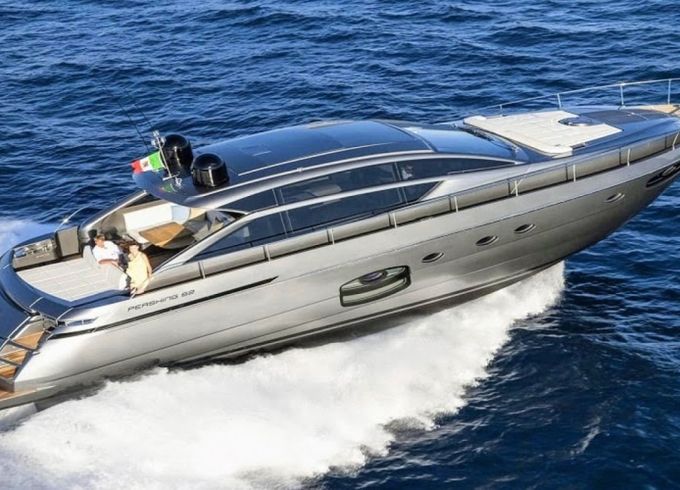 Pershing 62