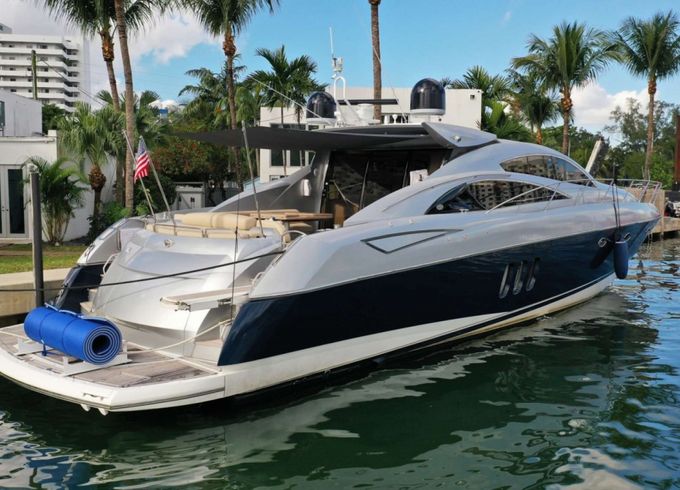 Sunseeker PREDATOR