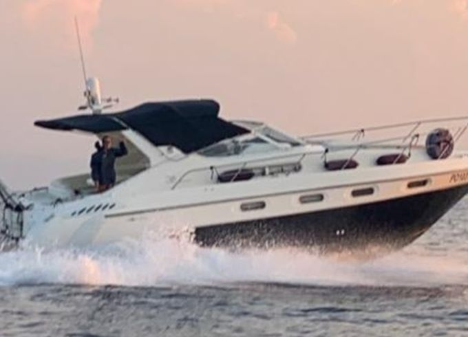 Sealine Ambassador 360