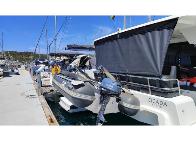 Fountaine Pajot Astrea 42