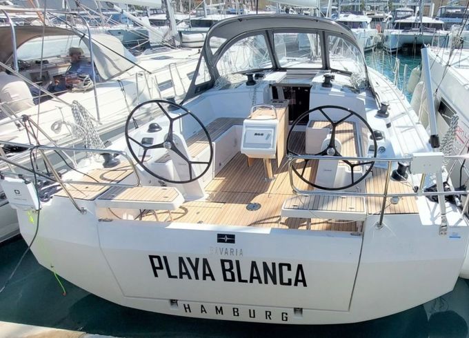 Bavaria C42