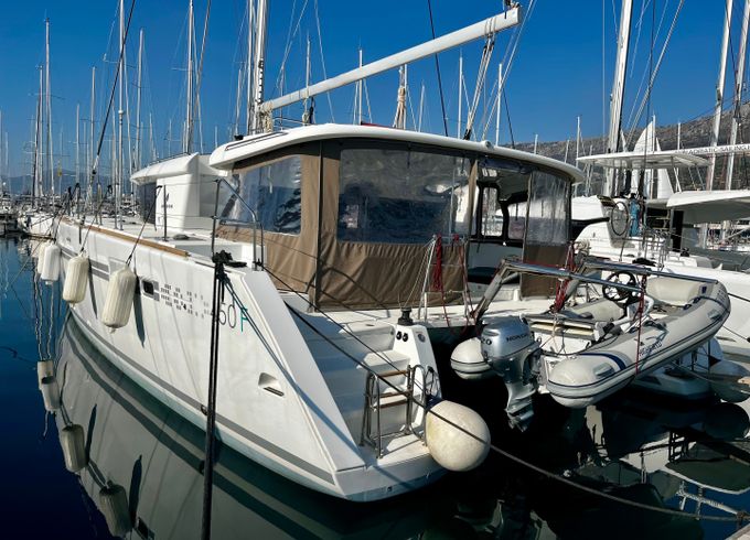 Lagoon 450 F