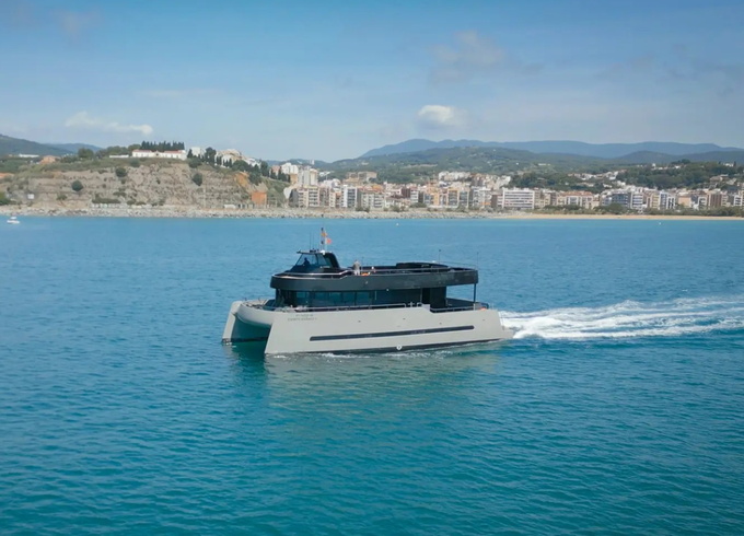 Catamaran Custom