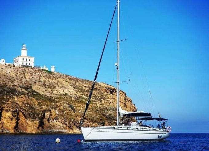 Bavaria 44