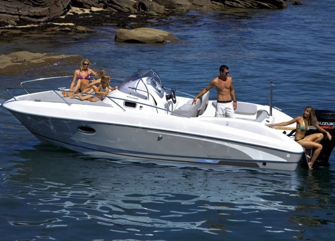 Bénéteau Flyer 750 Sun Deck