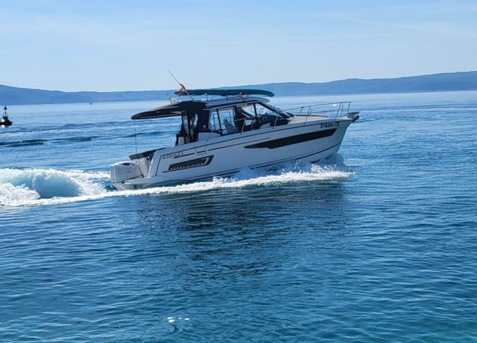 Jeanneau Merry Fisher 895
