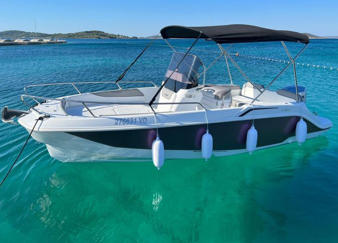 Salpa Sunsix