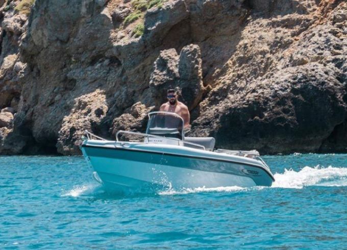 Poseidon Blue Water 185