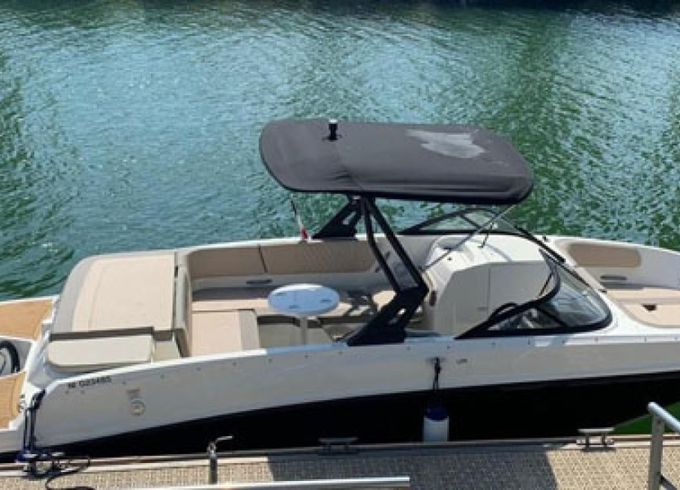 Bayliner VR6