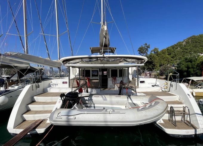 Lagoon 450 F