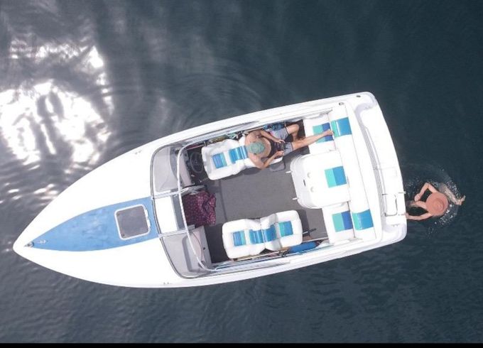 Rinker Captiva 209
