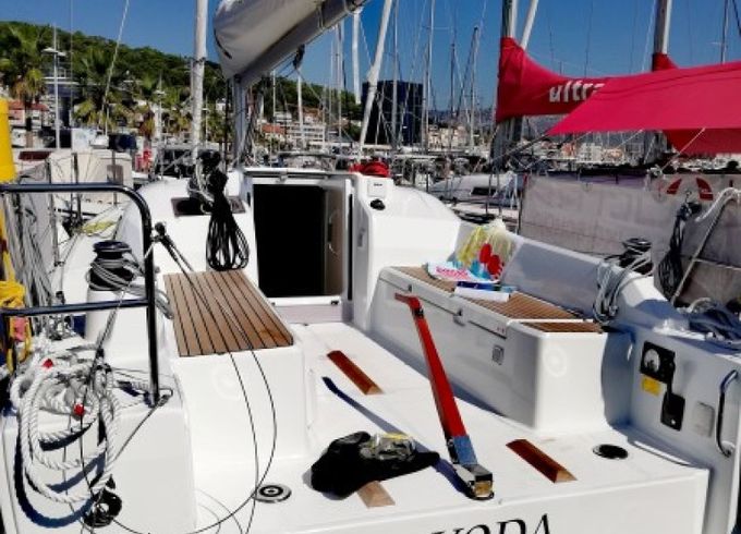 Bénéteau Oceanis 30.1